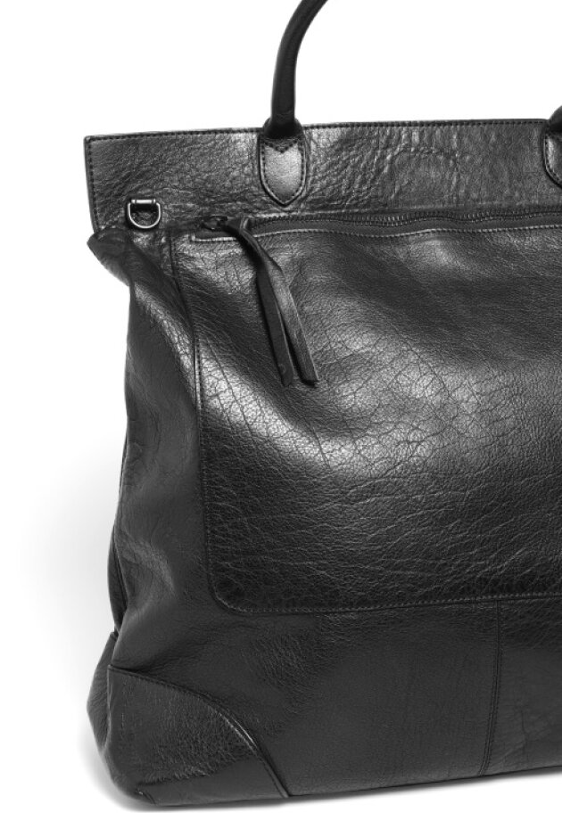 Bag in black leather