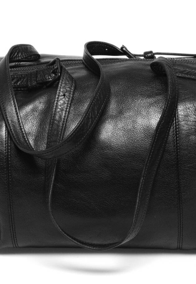 Bag in black leather