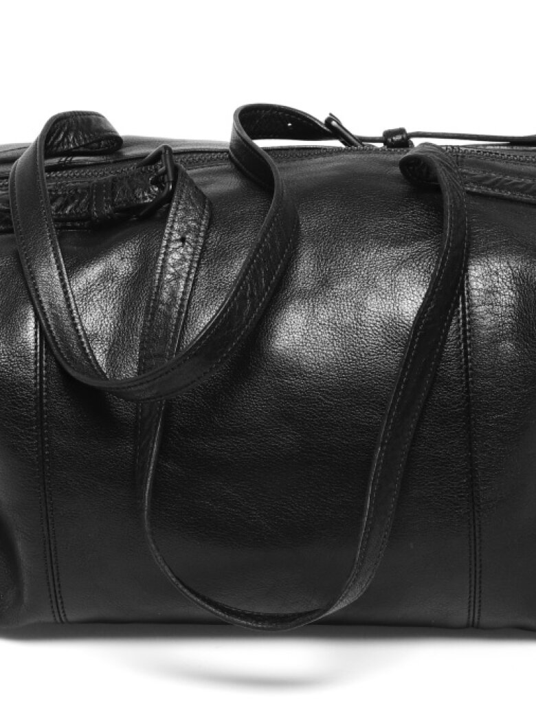 Bag in black leather