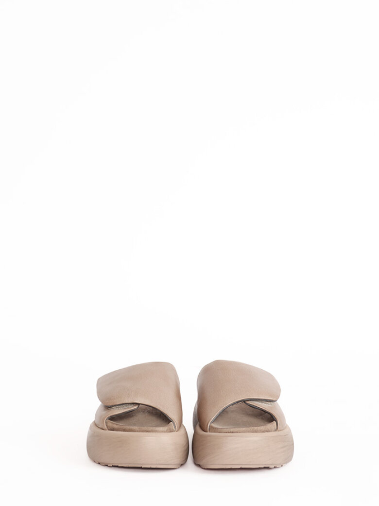 Lofina - Sandal med velcro