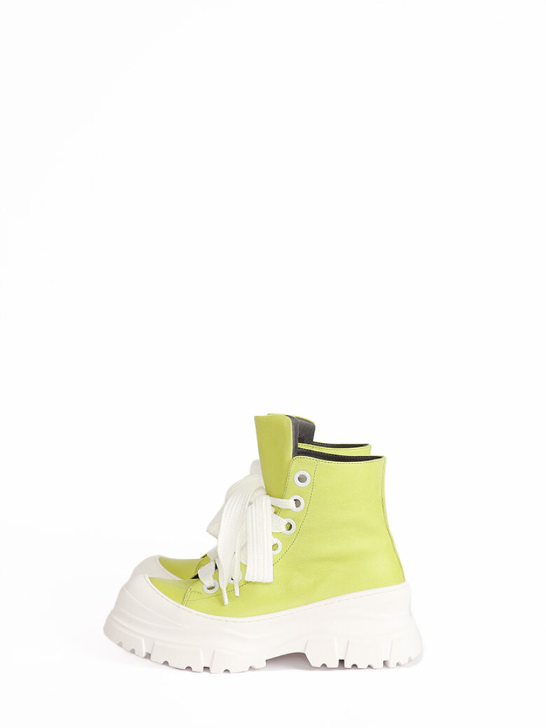 Bootie with a chunky white sole and laces