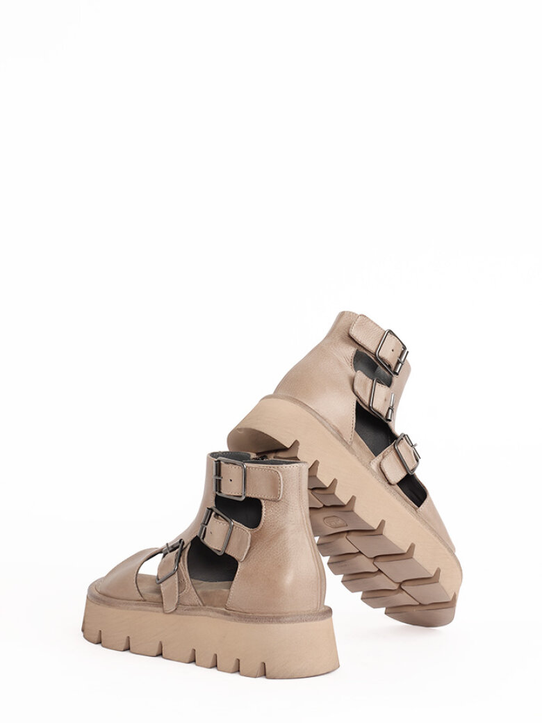 Lofina - Sandal with buckles and a zipper