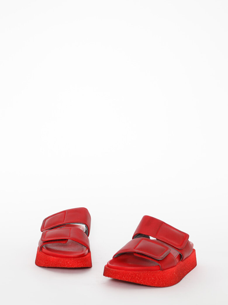 Lofina - Sandal with velcro