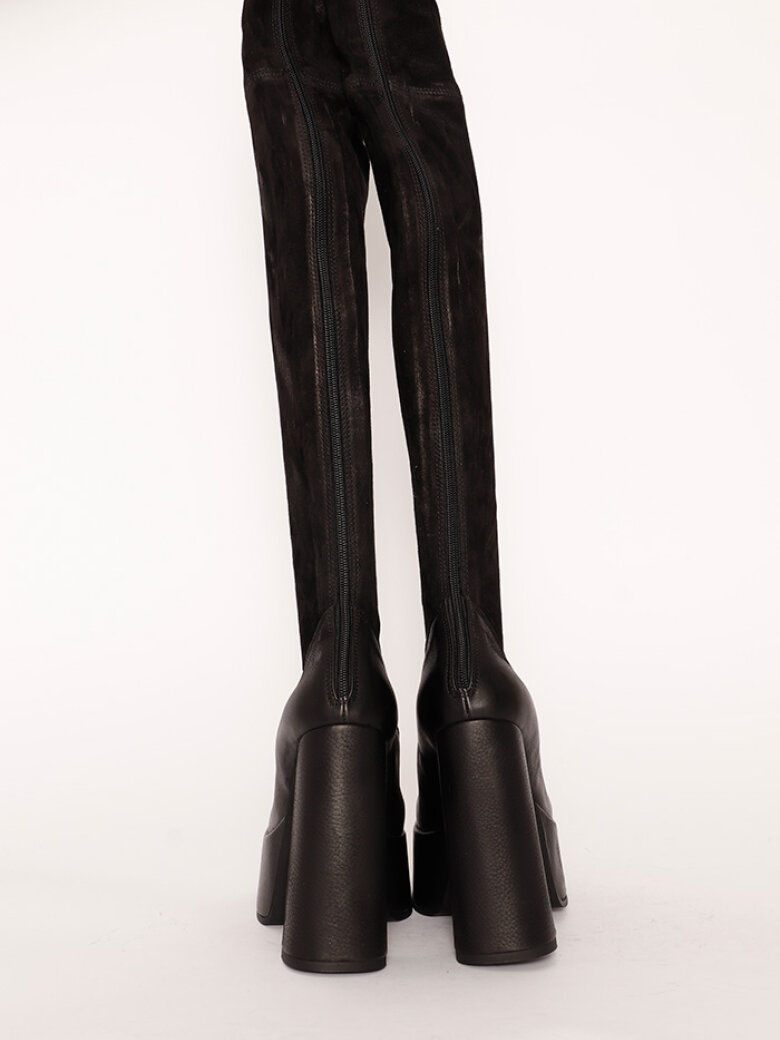 Sort Aarhus - Sort Aarhus over knee boot with suede stretch