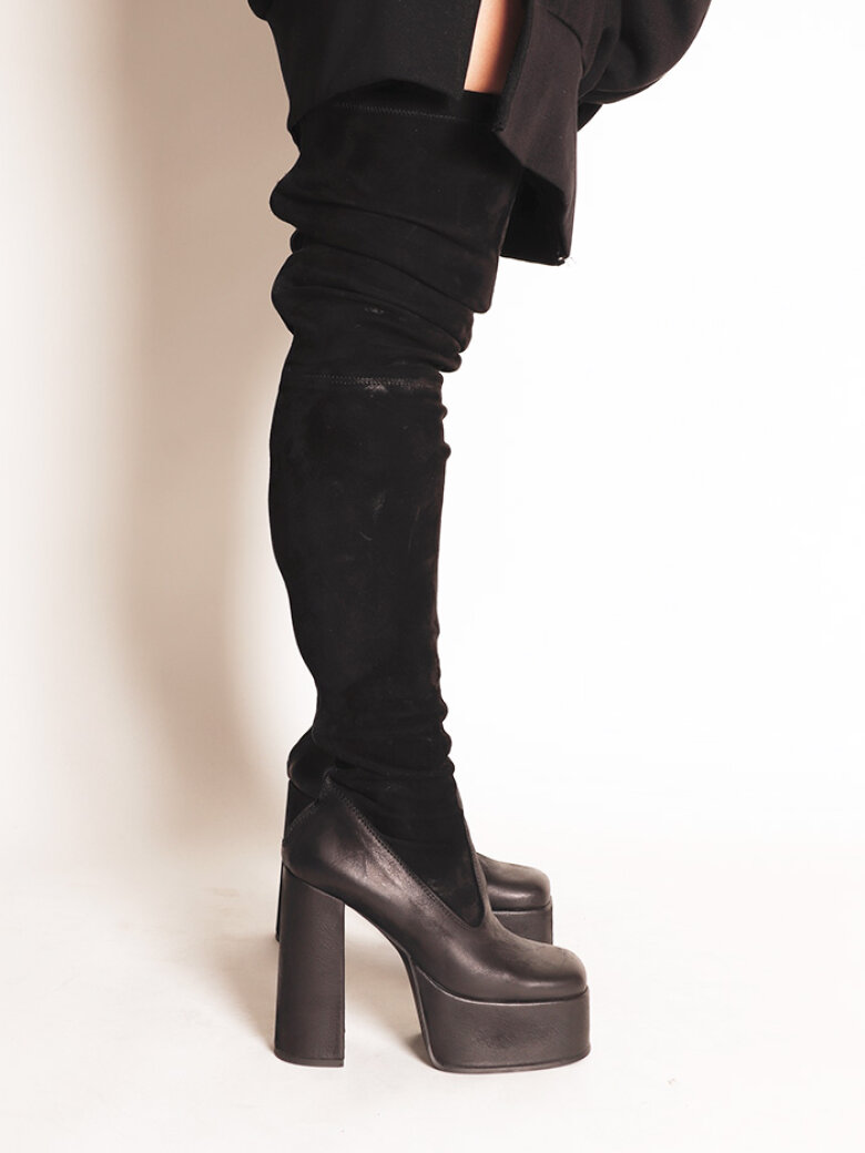 Sort Aarhus - Sort Aarhus over knee boot with suede stretch