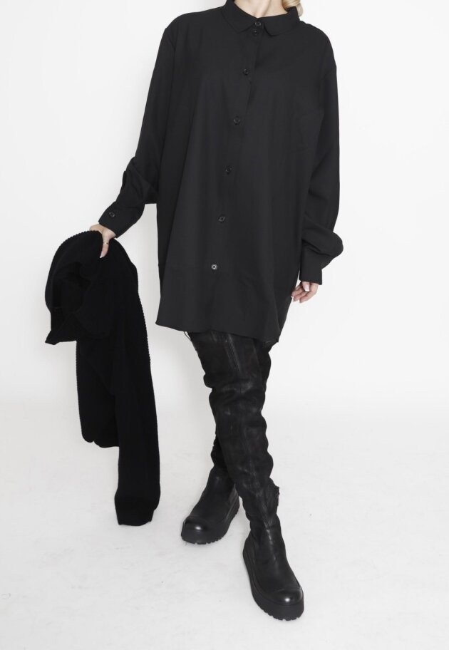 Sort Aarhus - Oversized fit skjorte med knapper