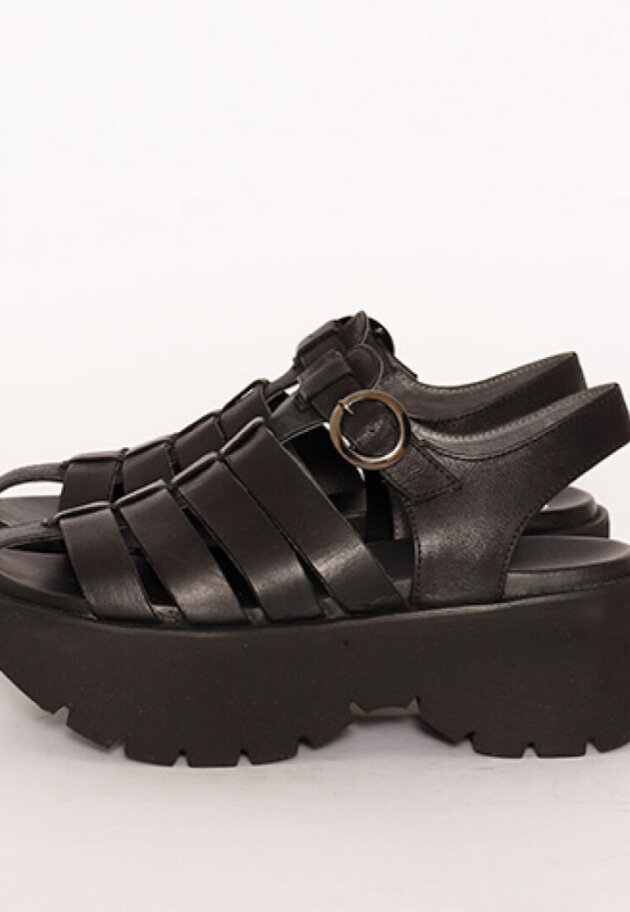 Lofina sandal med plateau sål