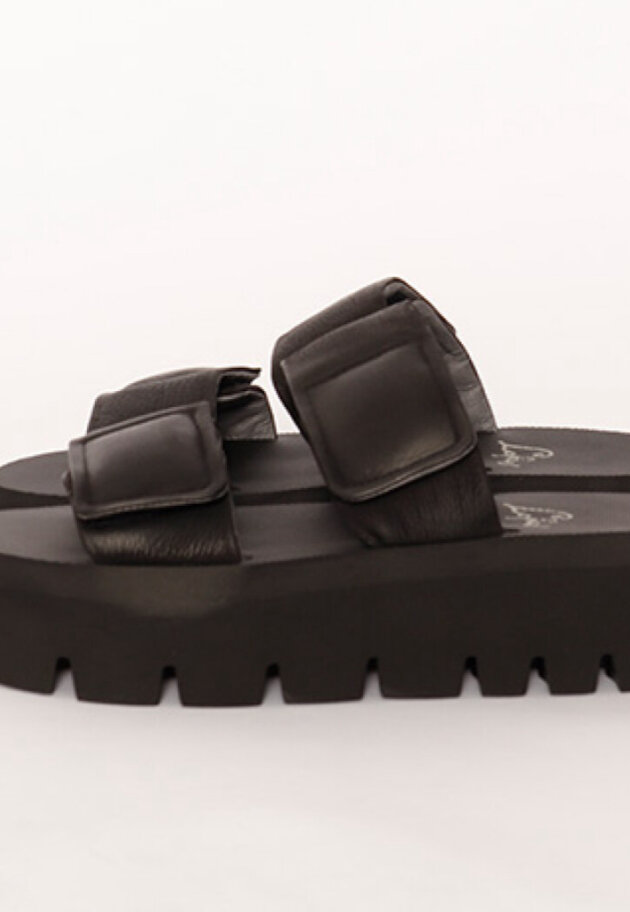 Sandal with a micro sole and velcro