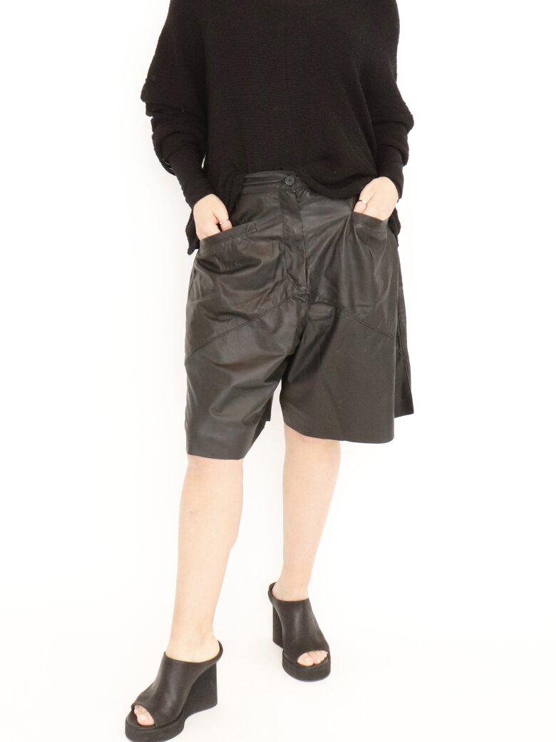 Sort Aarhus -  Shorts i lamb leather