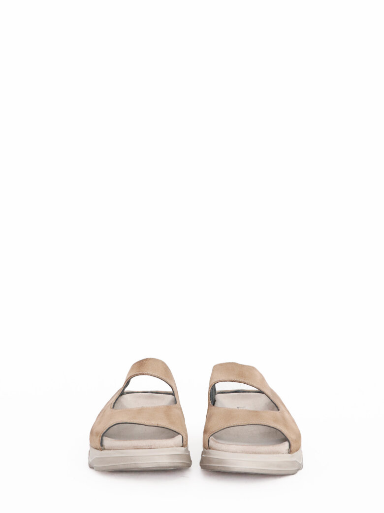 Lofina - Sandal with a soft footbed sole