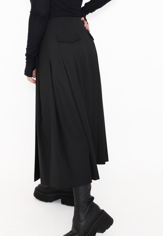 Sort Aarhus - Long skirt with button closure and pockets