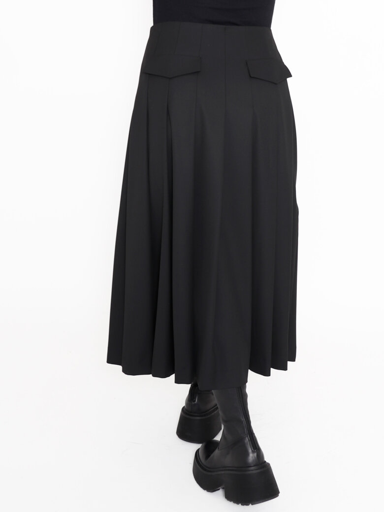 Sort Aarhus - Long skirt with button closure and pockets