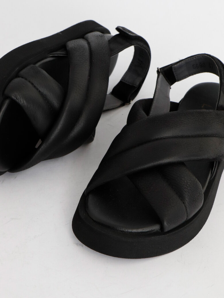 Lofina - Sandal with velcro