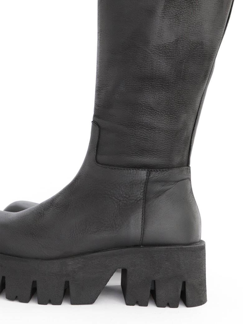 Lofina - Long boot with zipper