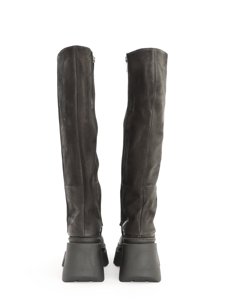 Lofina - Long boot with zipper and high heel