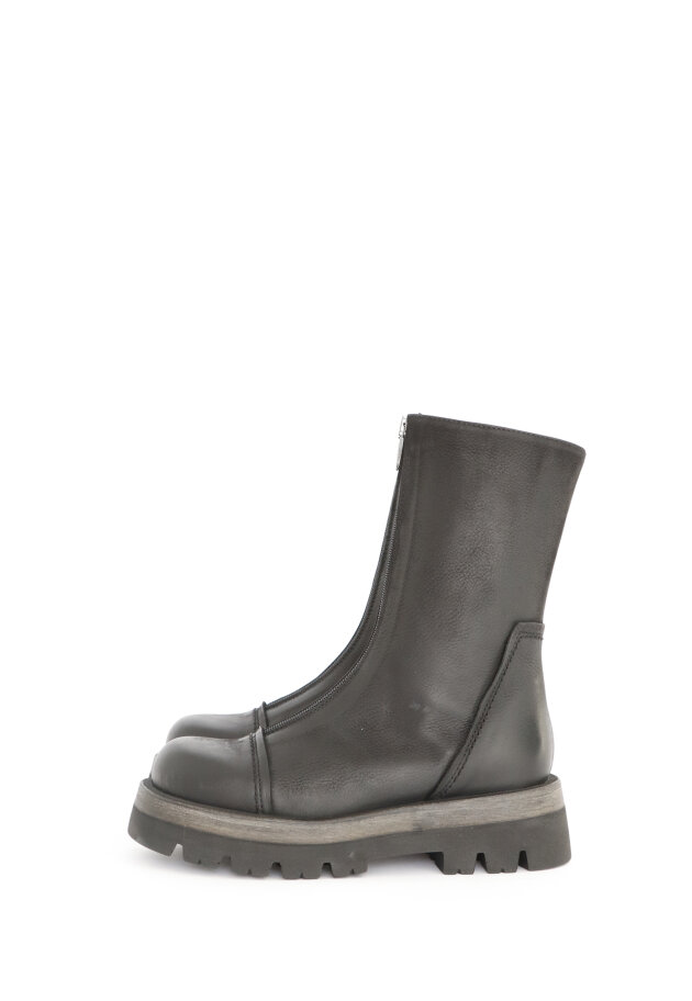 Lofina - Boot with front zipper