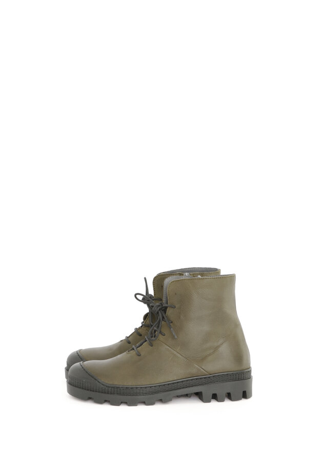 Lofina - Boot with laces and zipper