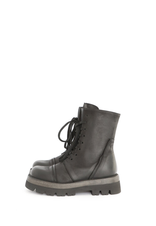 Lofina - Boot with laces