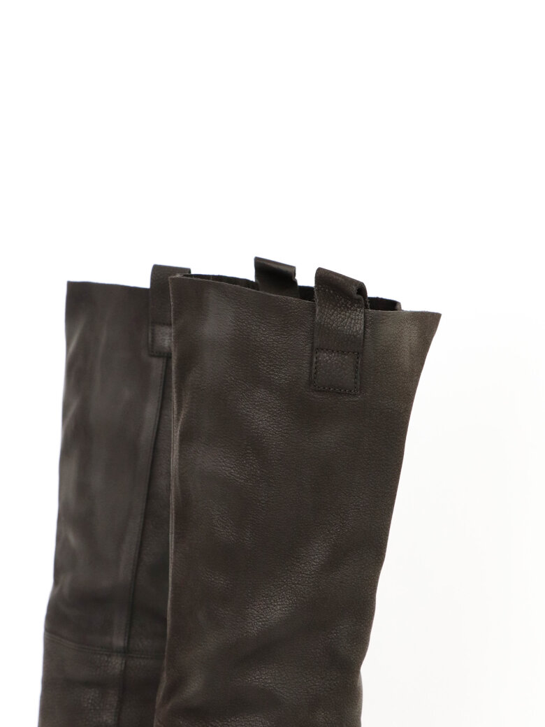 Sort Aarhus - Over-knee boots with a zipper