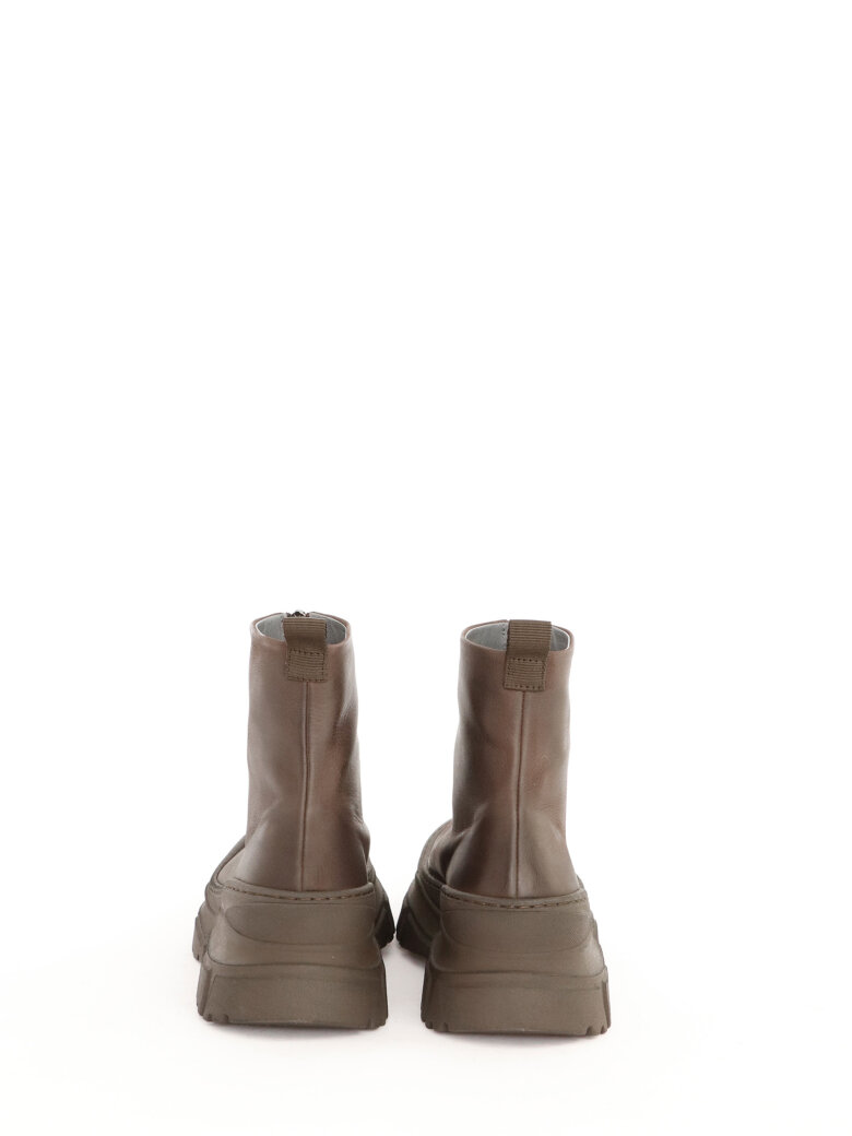 Lofina - Short boot with front zipper