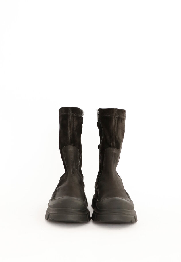 Lofina - Boot with suede and zipper