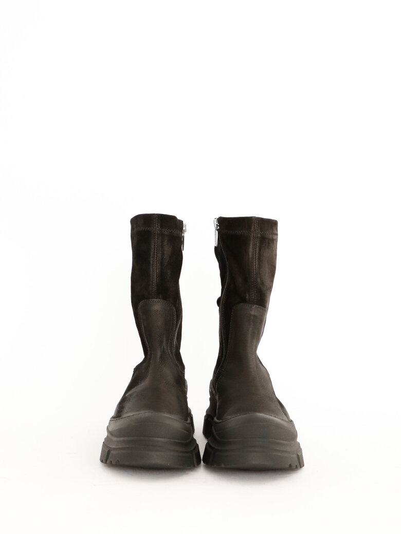 Lofina - Boot with suede and zipper