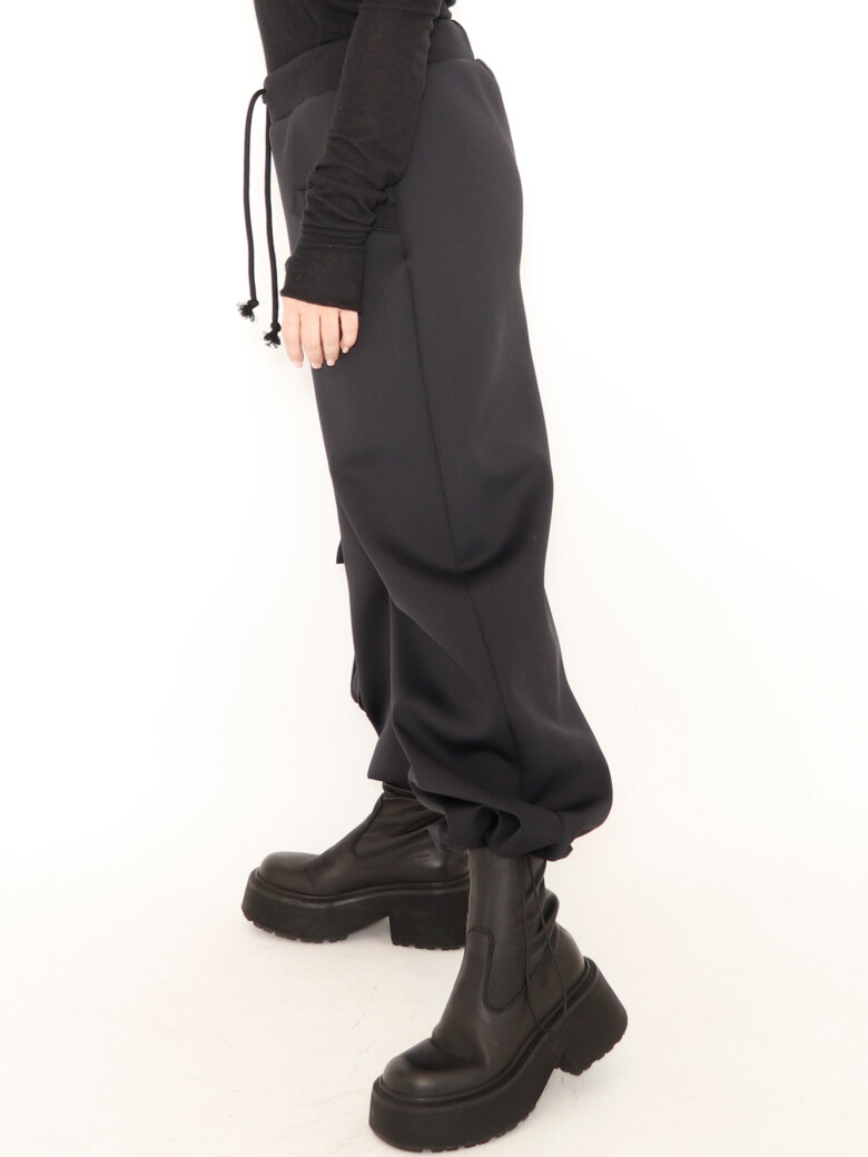 Sort Aarhus - Pants in neoprene with pockets and elastic