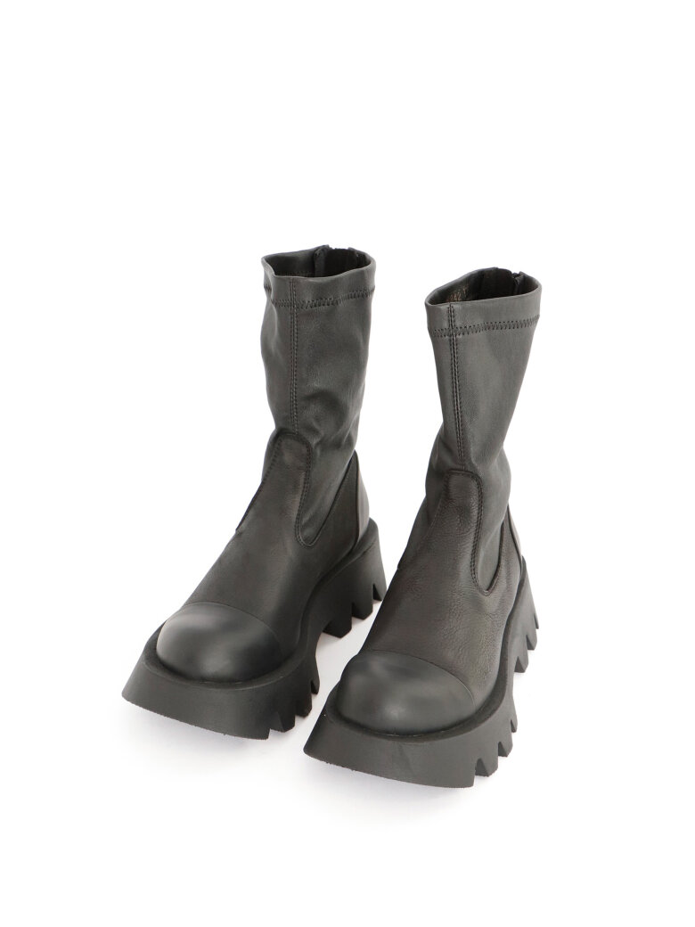 Lofina - Boot with stretch skin and zipper