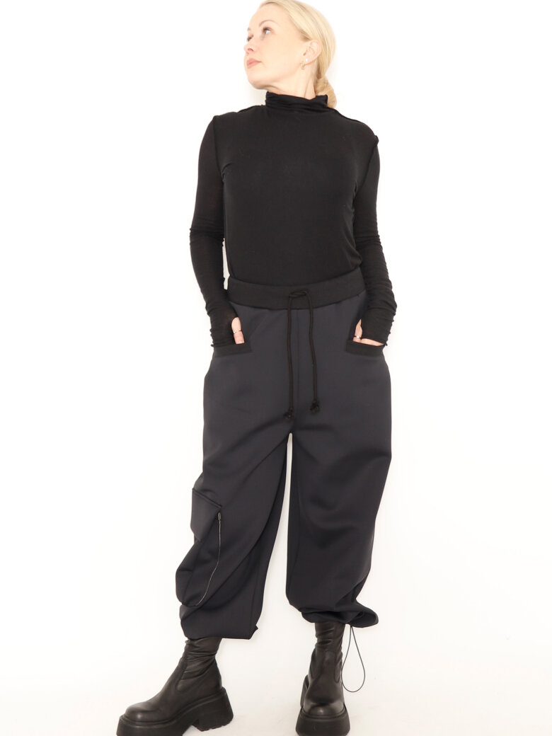 Sort Aarhus - Pants in neoprene with pockets and elastic