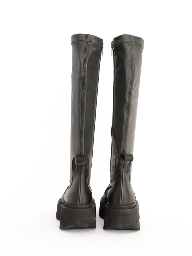 Lofina - Long boot with zipper and stretch skin