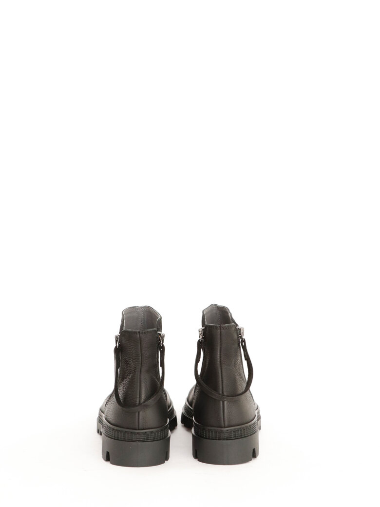 Lofina - Short boot with zipper