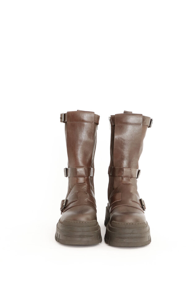 Lofina - PRE ORDER Boot with buckles and zipper