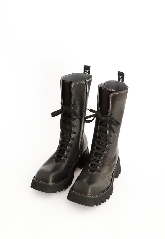 Lofina - Boot with laces and Lofina logo