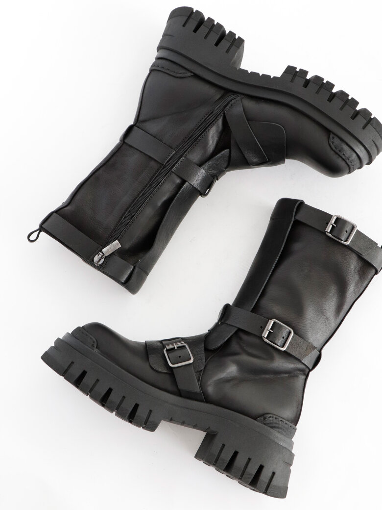 Lofina - Boot with buckles and zipper