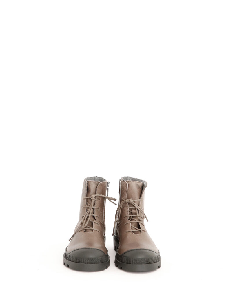 Lofina - Boot with laces and zipper