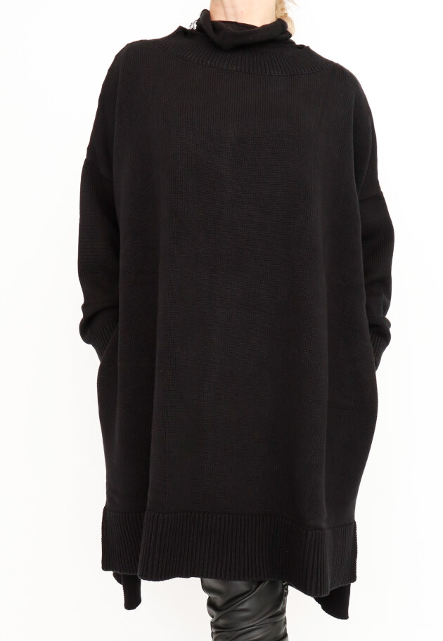 Sort Aarhus - Oversize knit in cotton