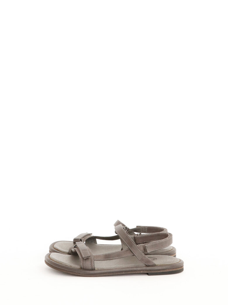 Lofina - Sandal with a leather sole and buckle