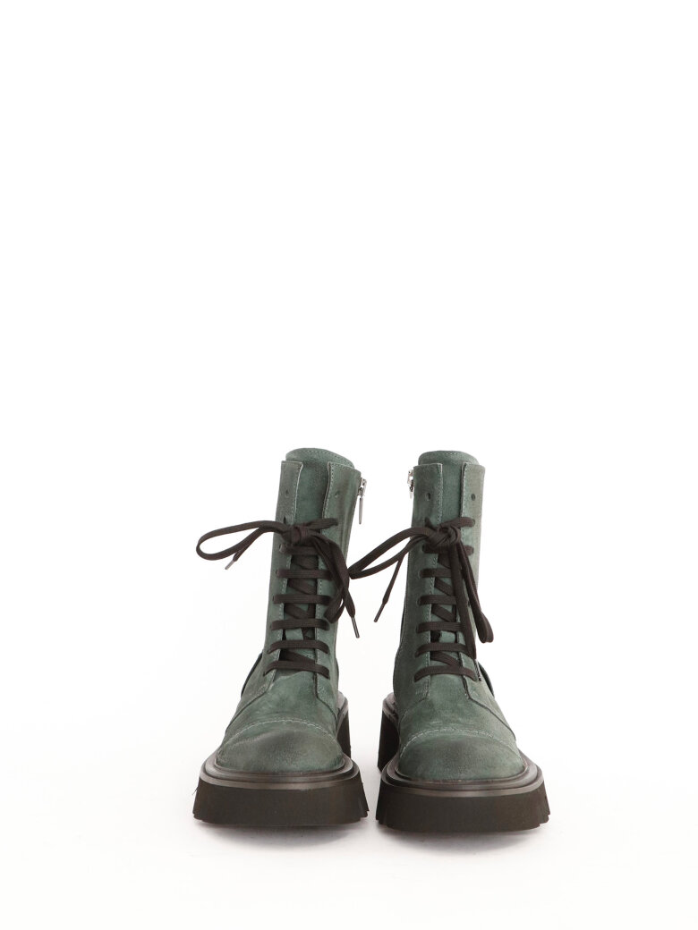 Lofina - Boot with laces and visible stitching