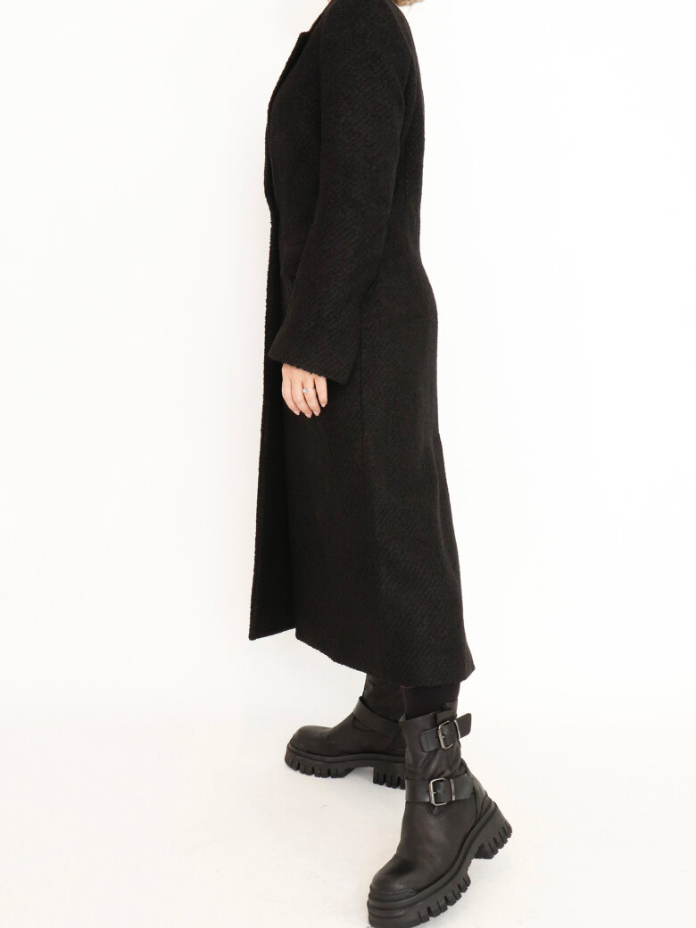 Sort Aarhus - Long jacket in bouclé with pockets and button