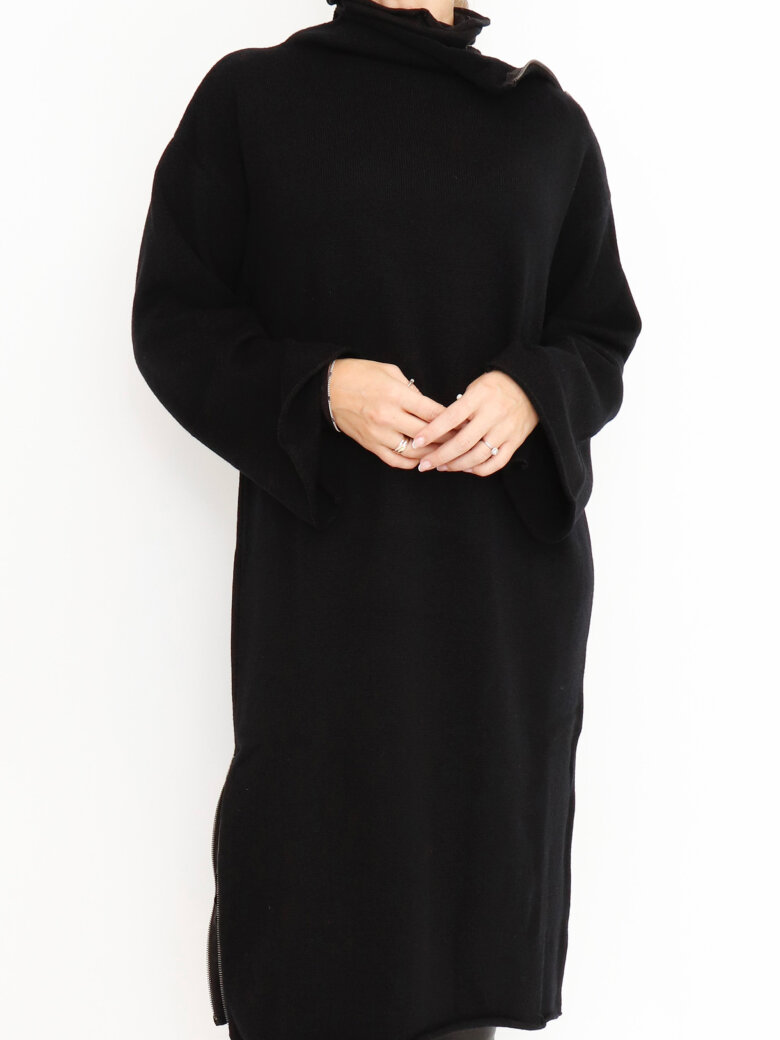 Sort Aarhus - Knit dress with zipper