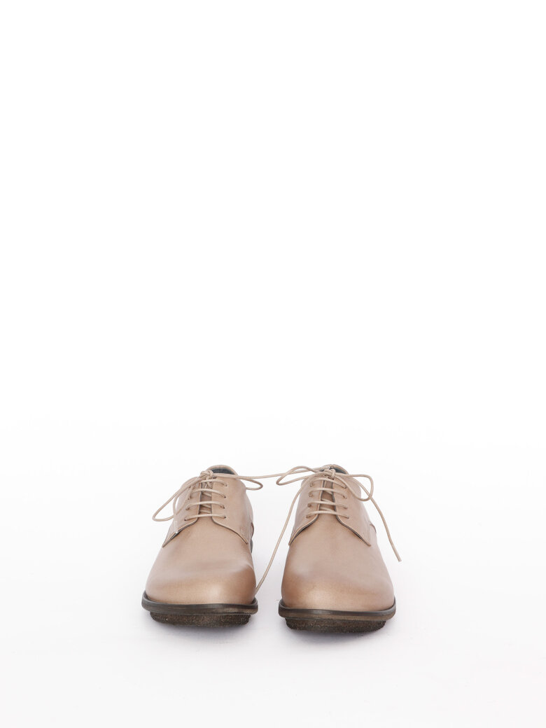 Lofina - Shoes with laces.