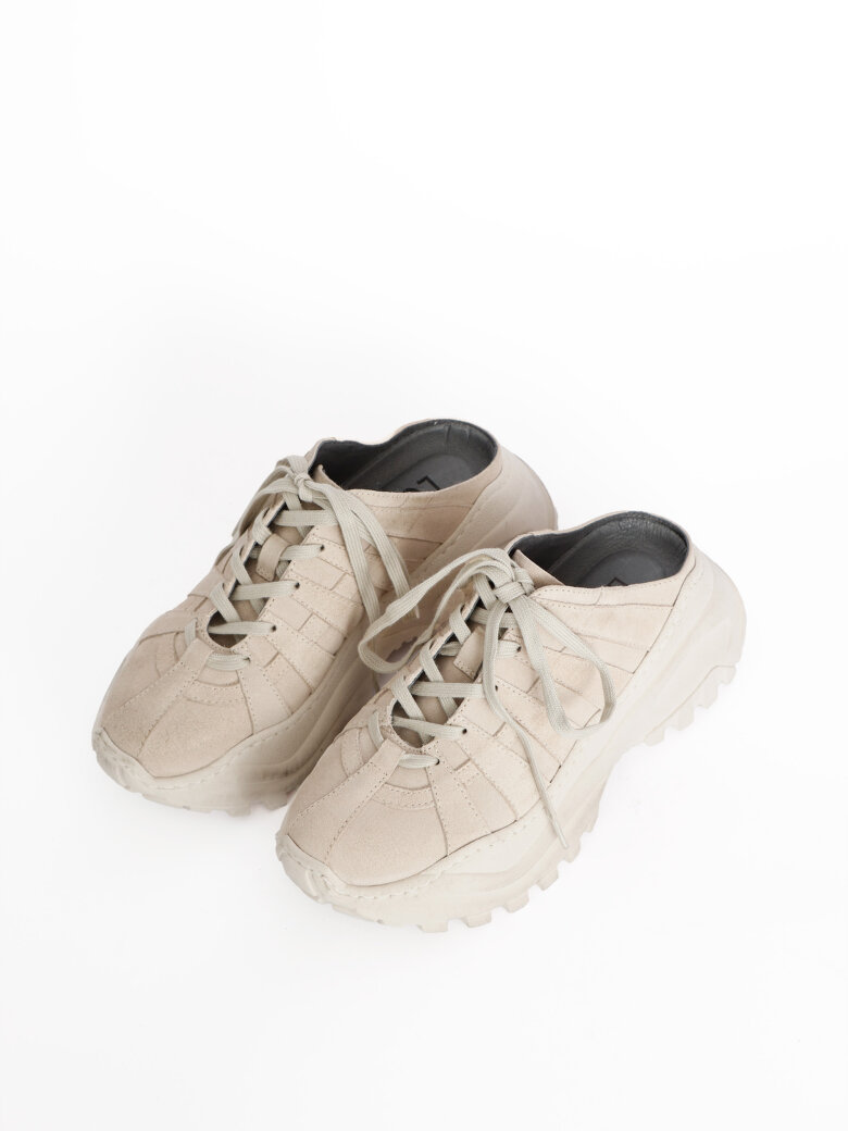 Lofina - Sneakers without a heel cap.