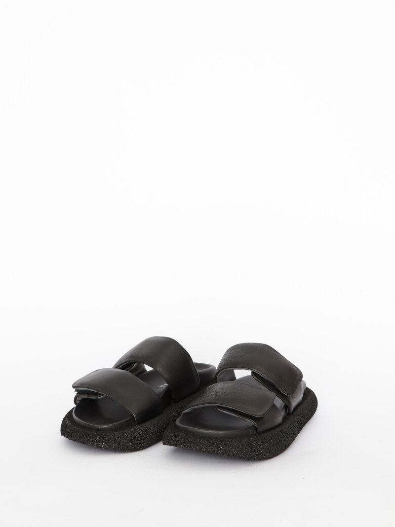 Lofina - Sandal with double Velcro closure