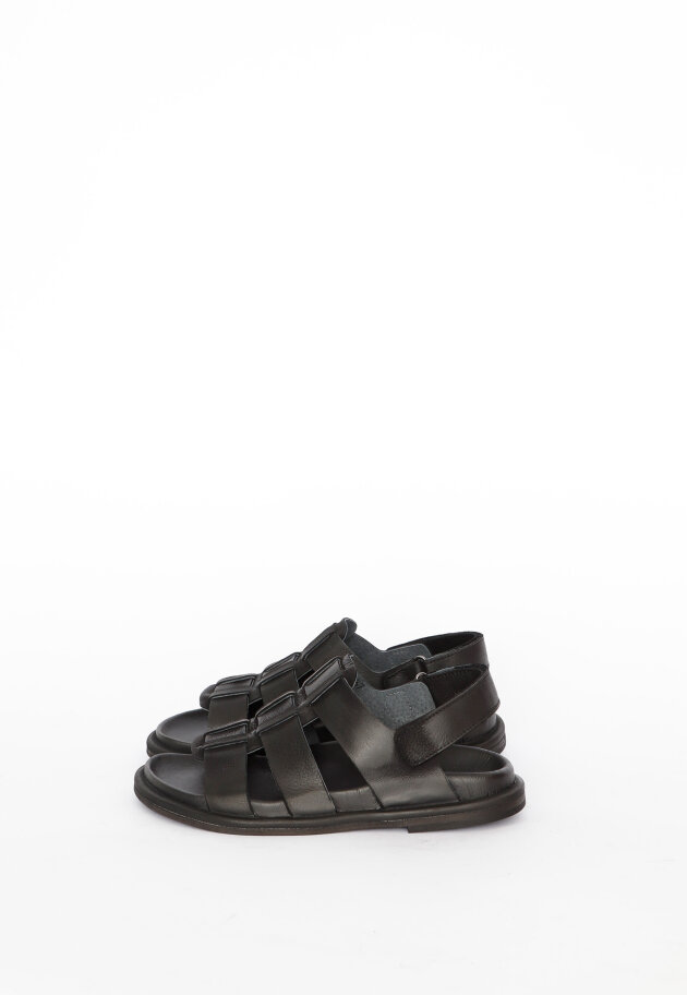 Lofina - Sandal with Velcro closure