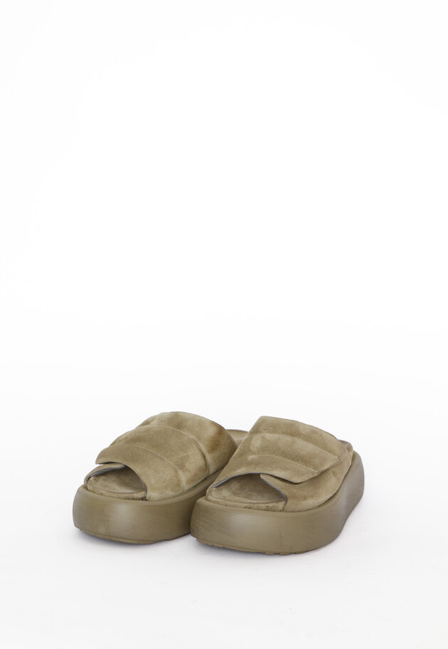 Lofina - Sandal with Velcro closure