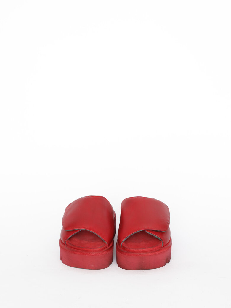 Lofina - Sandal with Velcro closure