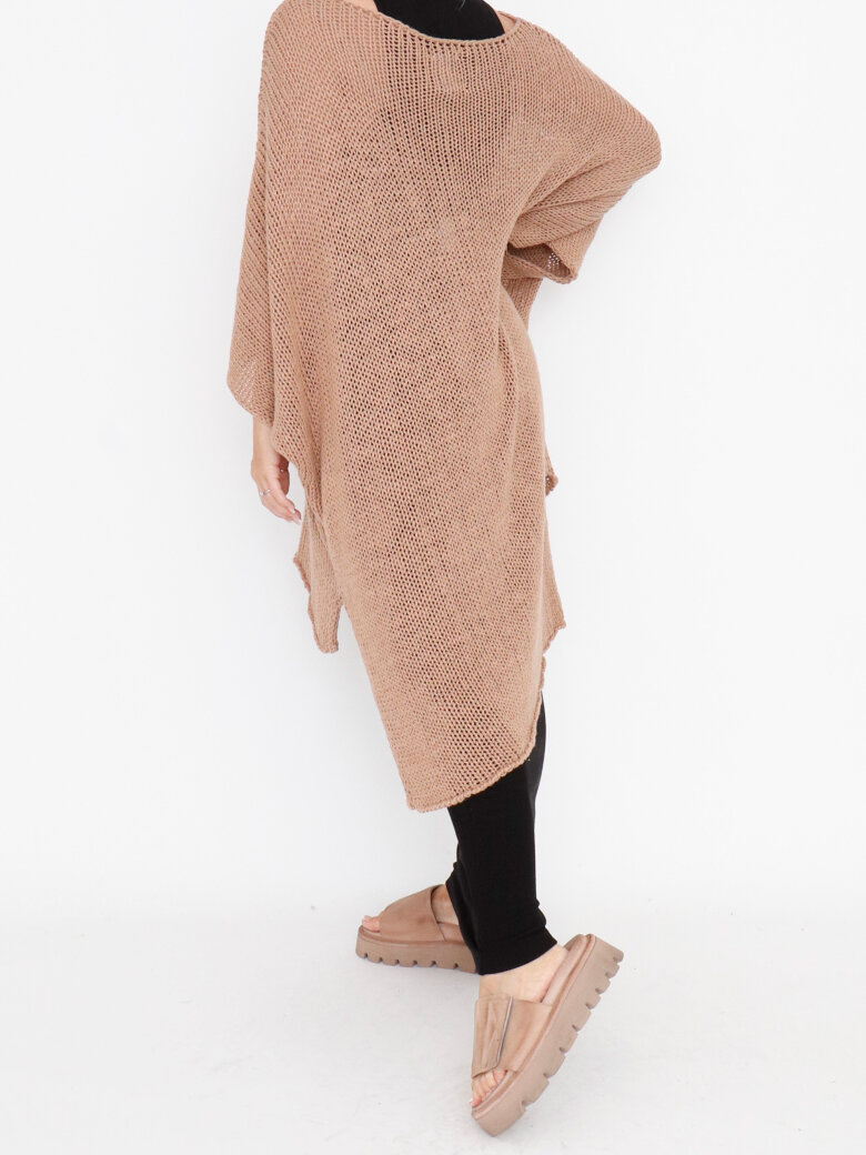 Sort Aarhus - Oversized knit blouse