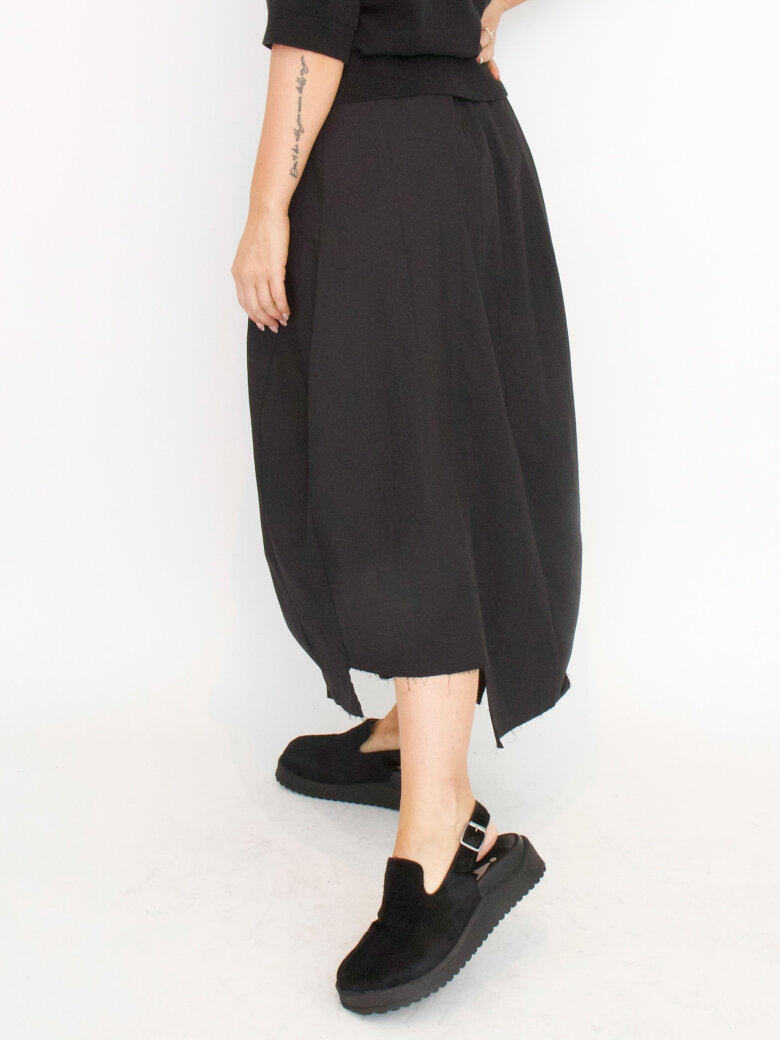 Sort Aarhus - Elegant maxi skirt 