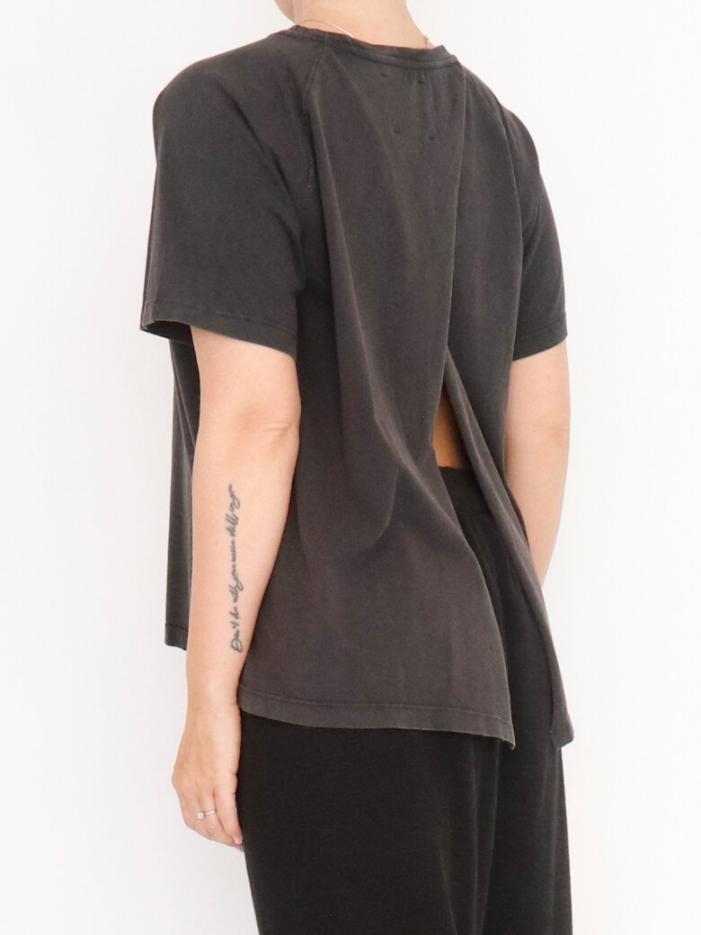 Sort Aarhus - T-shirt with open back