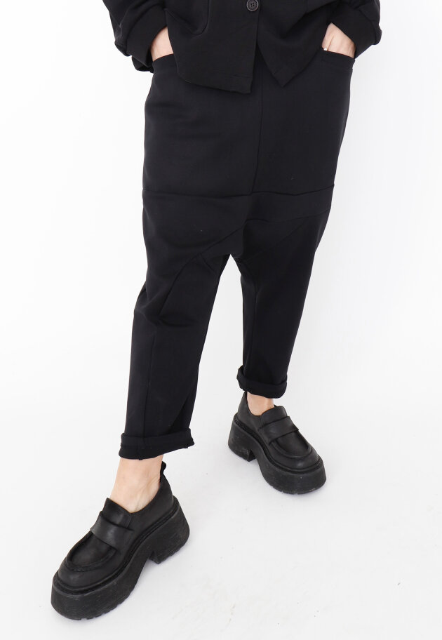 Sort Aarhus - 3/4-length baggy pants